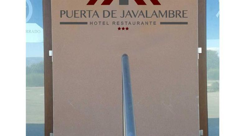 Hotel Puerta De Javalambre La Puebla De Valverde Exteriér fotografie